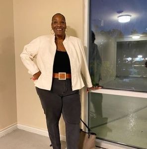 Meet your Posher, Lynette